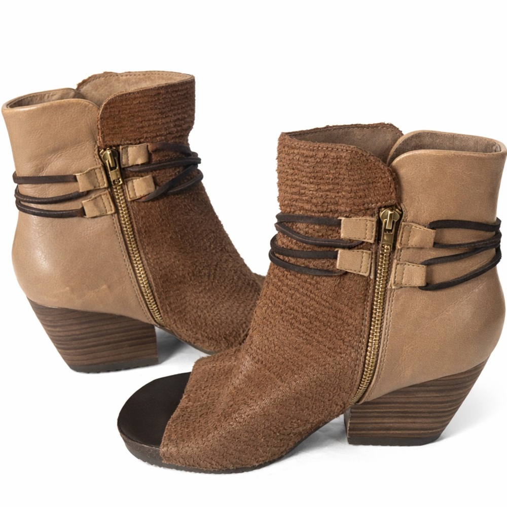Vagabond Size 6 Brown Textured Leather‎ Ankle Boots Block Heel Boho